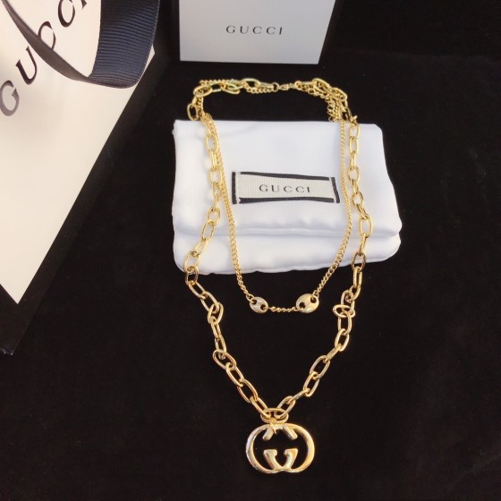 2025 年新款项链，工艺精湛，品质上乘，时尚潮流