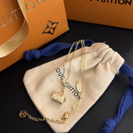 2025 New Exquisite Craftsmanship, Superior Quality, Stylish and Trendy Necklaces