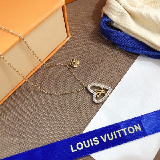 2025 New Exquisite Craftsmanship, Superior Quality, Stylish and Trendy Necklaces