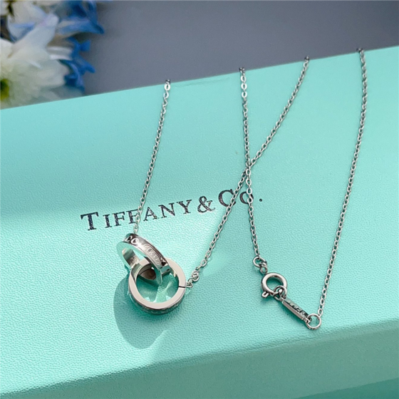 2025 New Exquisite Craftsmanship, Superior Quality, Stylish and Trendy Necklaces