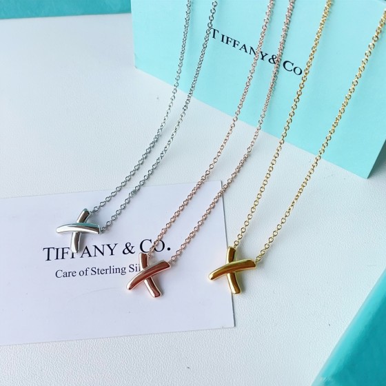 2025 New Exquisite Craftsmanship, Superior Quality, Stylish and Trendy Necklaces