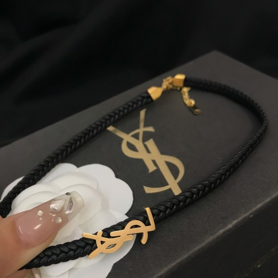 2025 New Exquisite Craftsmanship, Superior Quality, Stylish and Trendy Necklaces