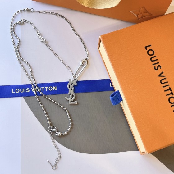 2025 New Exquisite Craftsmanship, Superior Quality, Stylish and Trendy Necklaces