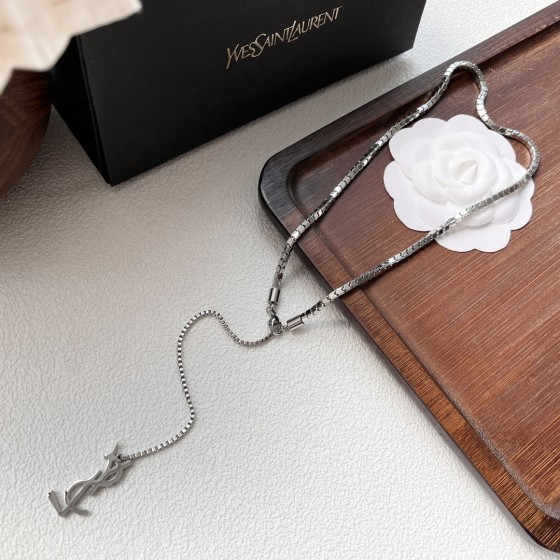 2025 New Exquisite Craftsmanship, Superior Quality, Stylish and Trendy Necklaces